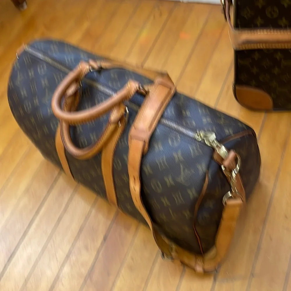 Louis Vuitton Bandouliere Keepall 45 Travel Bag. - Picture 6 of 15